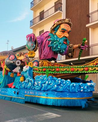 Vendita carro di carnevale allegorico