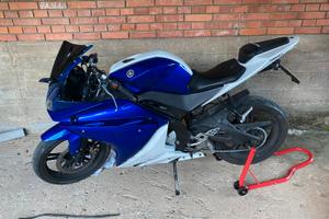Yamaha yzf r125