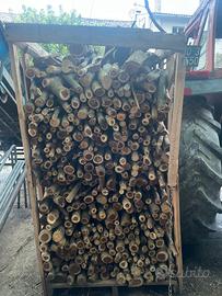 Bancale di legna da ardere