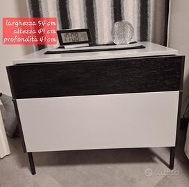 coppia di comodini color grigio ghiaccio 