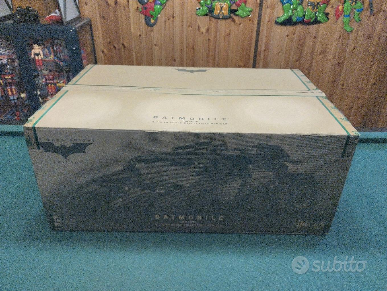 Hot Toys Batman The Dark Knight Tumbler 2.0 MMS596 – Figurine 1/6 Batmobile