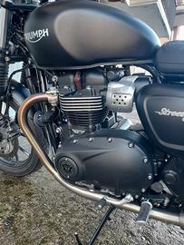 Triumph street twin 900