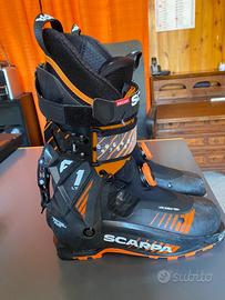 Scarponi sci alpinismo