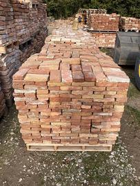 Mattoni fatti a mano dell’ 800