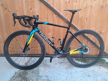 Bici da corsa in carbonio