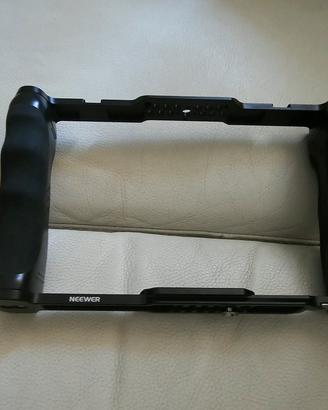 Neewer Dual Handle Camera Rig