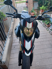 Ducati hypermotard 796