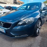 Volvo V40 D3 Geartronic Momentum ANNO 2017