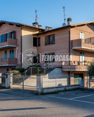 TRILOCALE A TRESSANO IN CONTESTO RECENTE