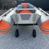 Gommone 230 con motore Honda 4 tempi