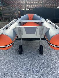 Gommone 230 con motore Honda 4 tempi