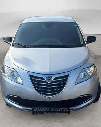 Lancia Ypsilon 1.2 8v Gold 69cv
