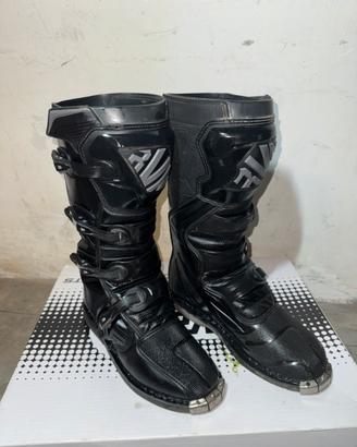 Stivali Raven taglia 45