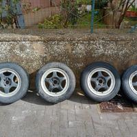 4 cerchi r 14 senza gomme...