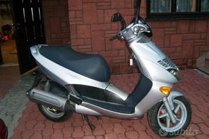 Ricambi usati aprilia leonardo 125 96-98 carr 150