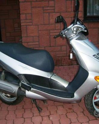 Ricambi usati aprilia leonardo 125 96-98 carr 150