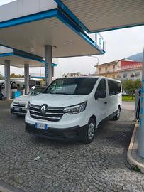 Pulmino Renault Trafic 9 posti del 2022
