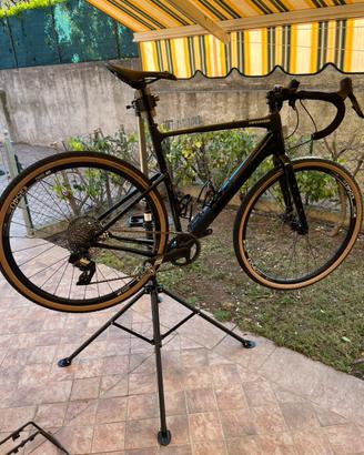 Gravel Cannondale topston carbon apex axs