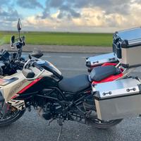 tri valige originali Benelli trk 702