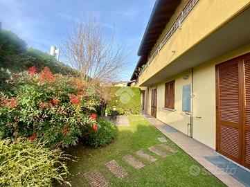 2 LOCALI A CAPIAGO INTIMIANO