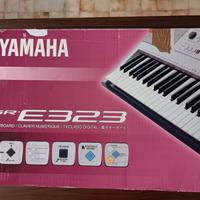 Tastiera elettronica YAMAHA PSR-E323 con supporto