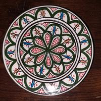 Piatto in terracotta dipinto a mano 