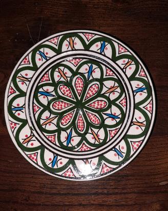 Piatto in terracotta dipinto a mano 