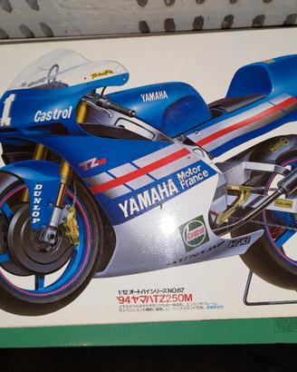 YAMAHA TZ 250 TAMIYA