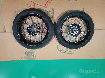 Cerchi a raggi originali Bmw R Nine T K21