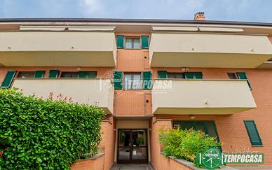 TRE LOCALI CON GIARDINO E BOX!!!