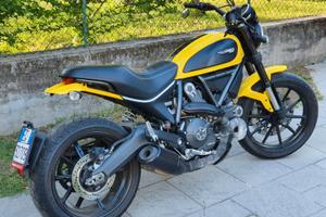 Ducati Scrambler Icon 800