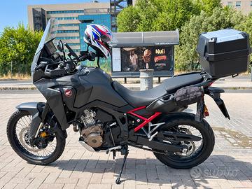 Honda Africa Twin 1100 2022 - 8.400 km
