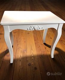 Tavolino / Consolle bianca in stile Shabby Chic