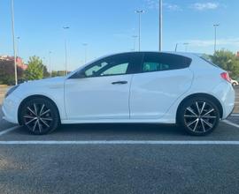 Alfa Romeo Giulietta 1.6 JTDM-2 - 120CV - TCT