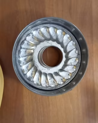 Tortiera apribile a ciambella