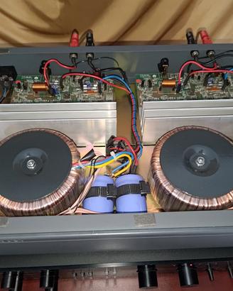 amplificatore finale Cambridge audio A100