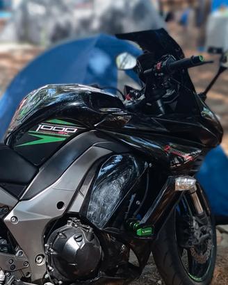 meravigliosa Kawasaki  Z1000 sx