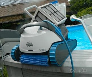 Robot piscina Dolphin S 300 i usato pochissimo
