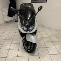 Yamaha - tmax 500