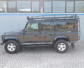 Land Rover Defender 110 2.4 TD4 SE