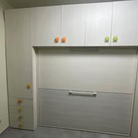  Cameretta con letti a scomparsa 