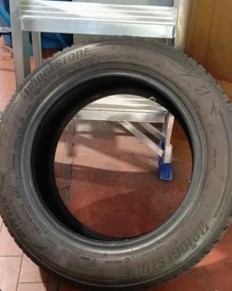 Pneumatici invernali  185/60R15 88T