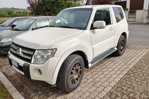 Mitsubishi Pajero 3.2 DID 200cv MANUALE