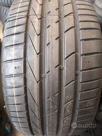 gomme 245-35 R19 93y hankook