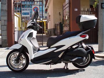 Piaggio Beverly 300 HPE ABS\ASR - 2602 km