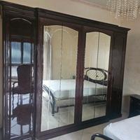 tavolo,divani , como , vetrina 