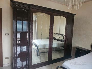 tavolo,divani , como , vetrina 