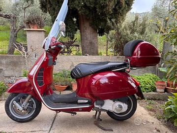 Vespa GTS 250 2006