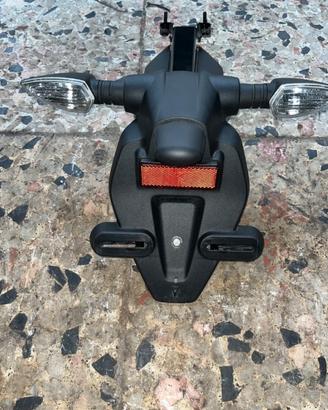 Porta targa Yamaha MT 125 2024
