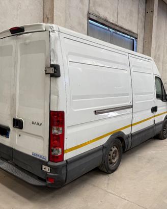 IVECO 35S15